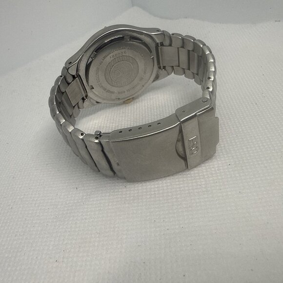 ESQ by Movado FREEDOM Women's Watch Swiss Quartz Two-Tone Bracelet WR 100m - Picture 12 of 15